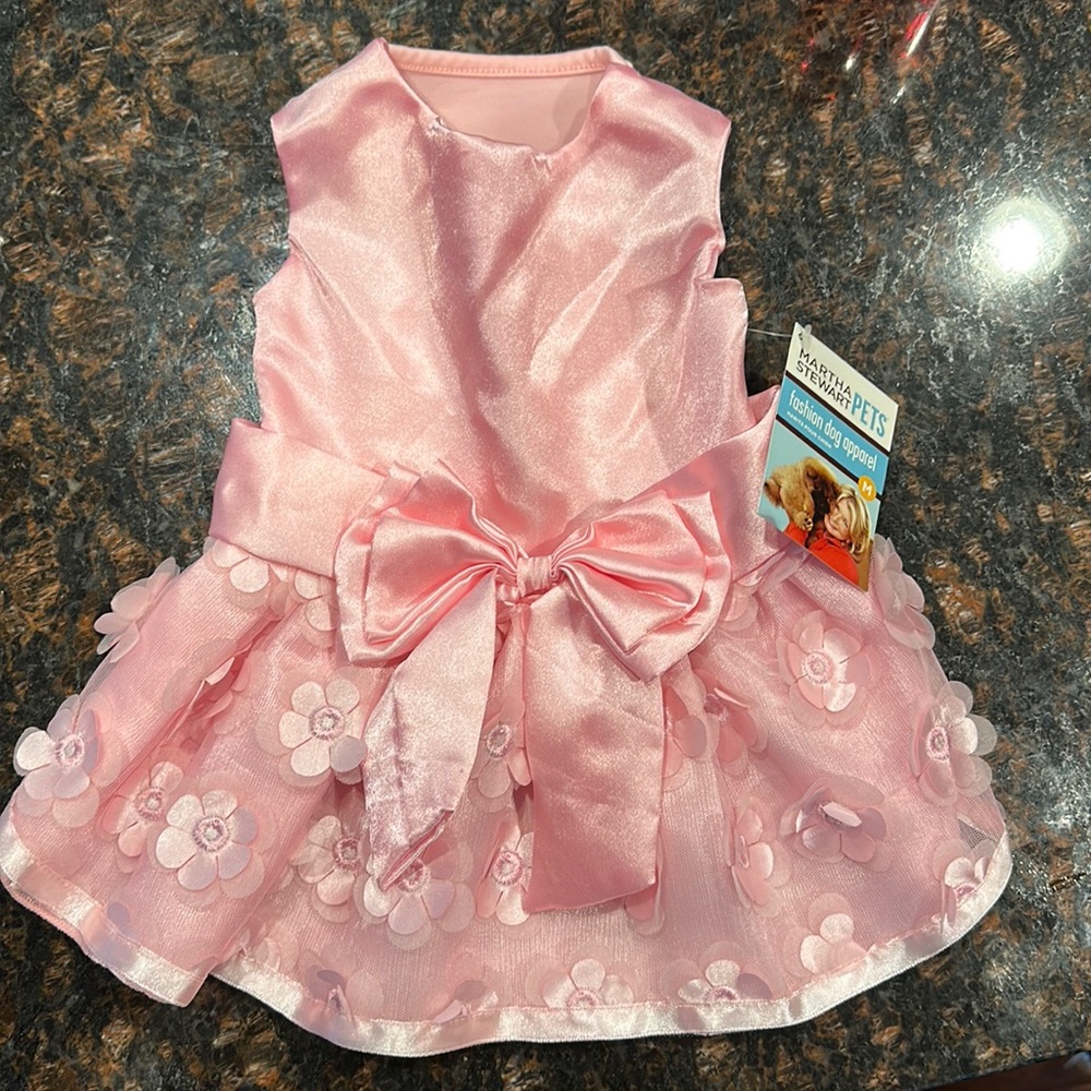 Cute dog dress apparel pets size M